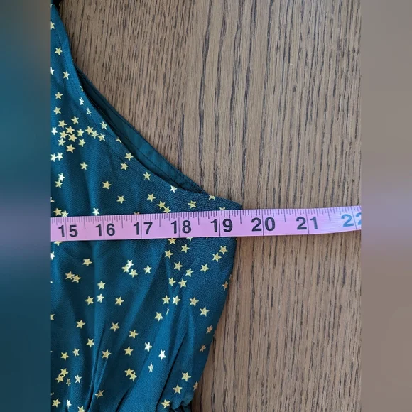 Emerald green with gold foil stars midi sleeveless dress - Picture 10 of 13